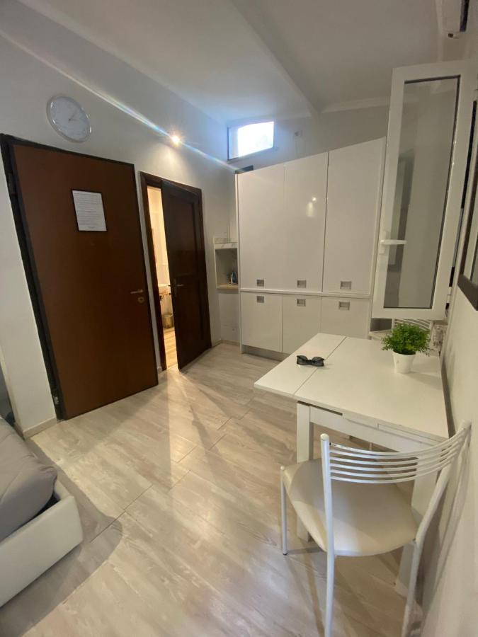 K'alma Colosseo - Leopardi Apartamento *